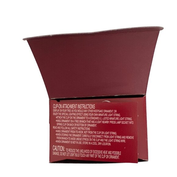 VNTG Hallmark Keepsake Christmas Ornament 2005 Silent Night Thomas Kinkade - Picture 7 of 8